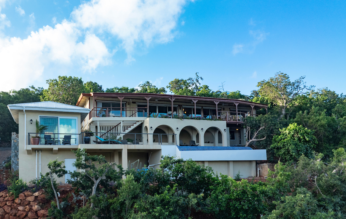 Blue Tang villa detail