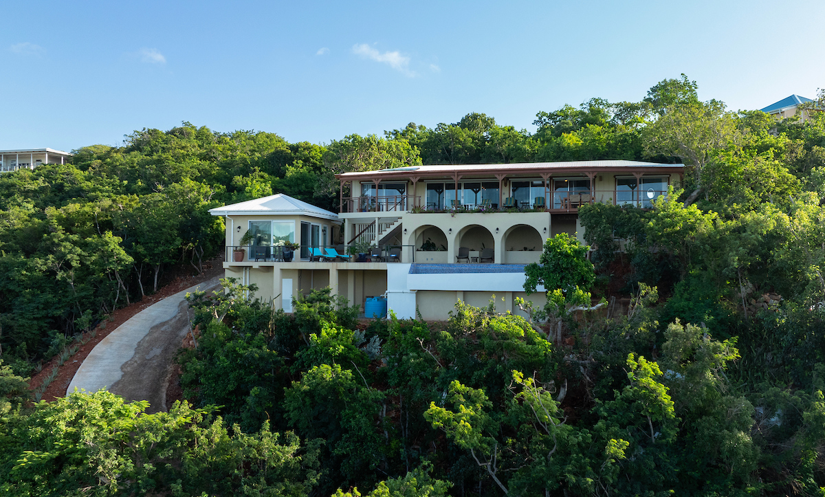 Blue Tang villa detail