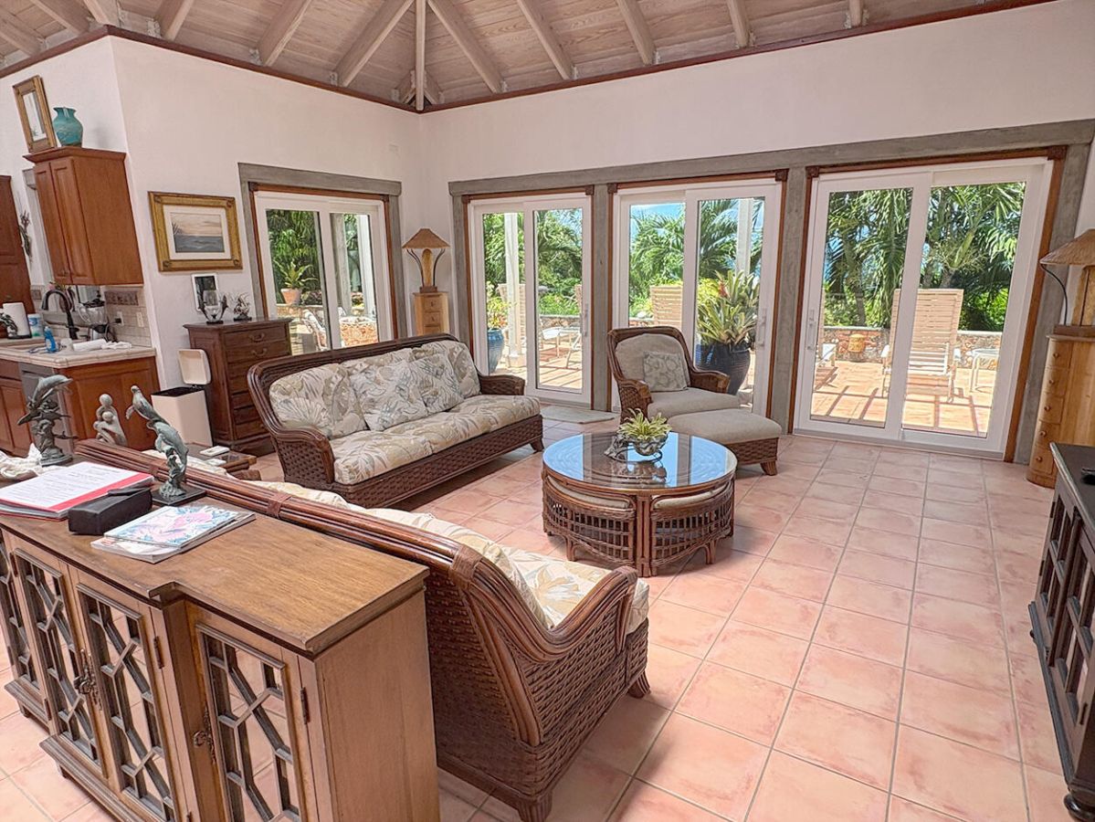 Carnival Beach House villa detail
