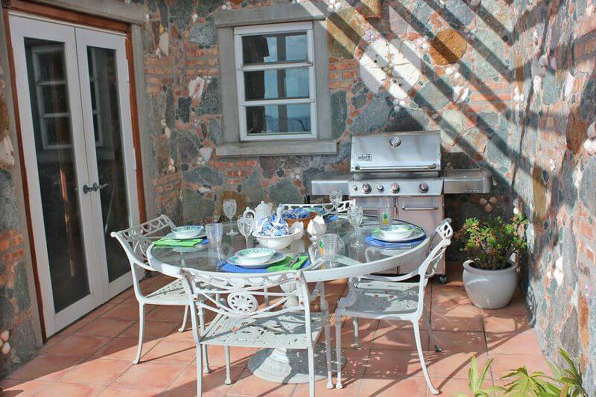 Carnival Beach House villa detail