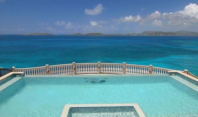 Rhapsody master bedroom suite with island views