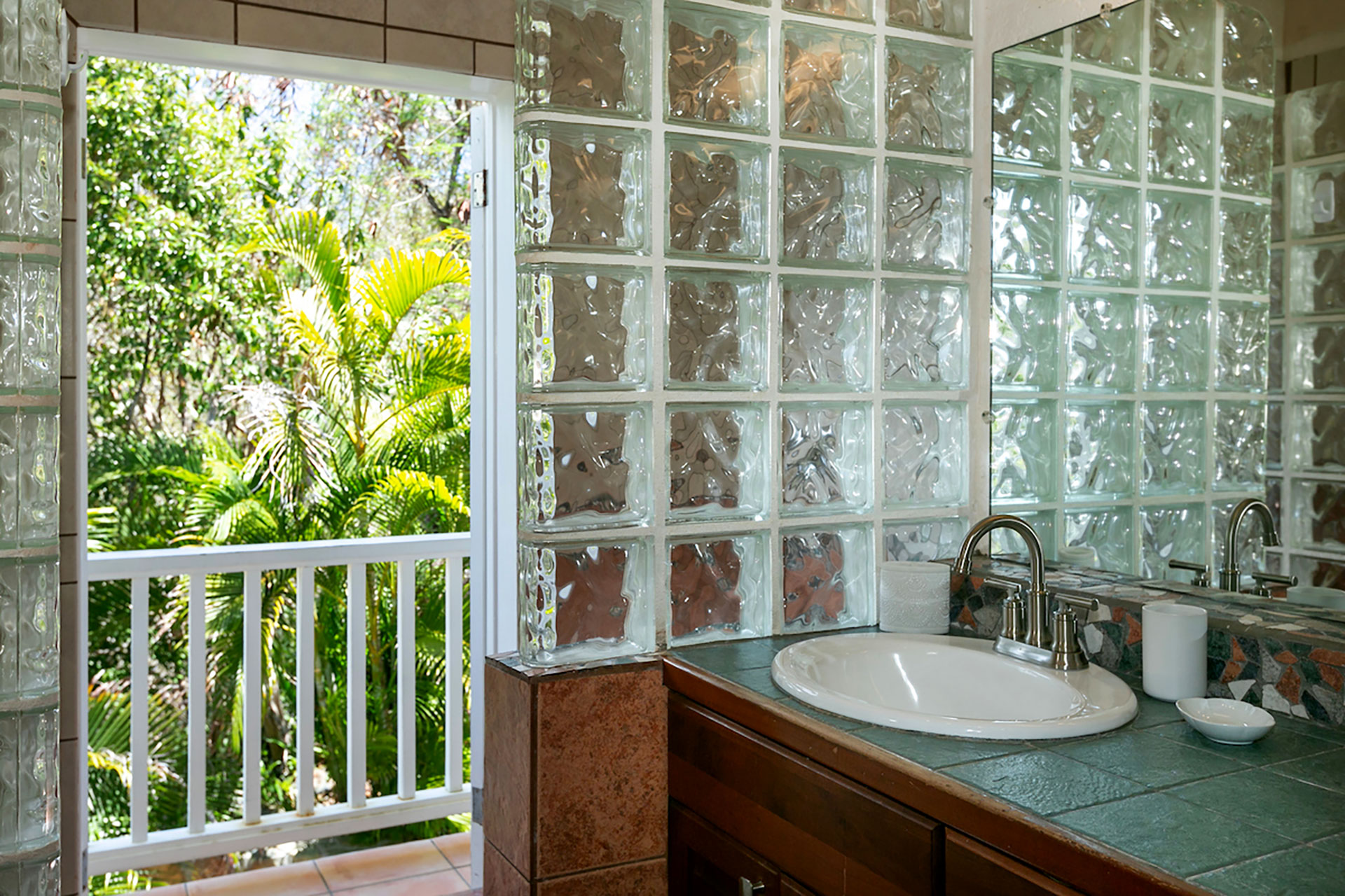 Sea Turtle Villa detail